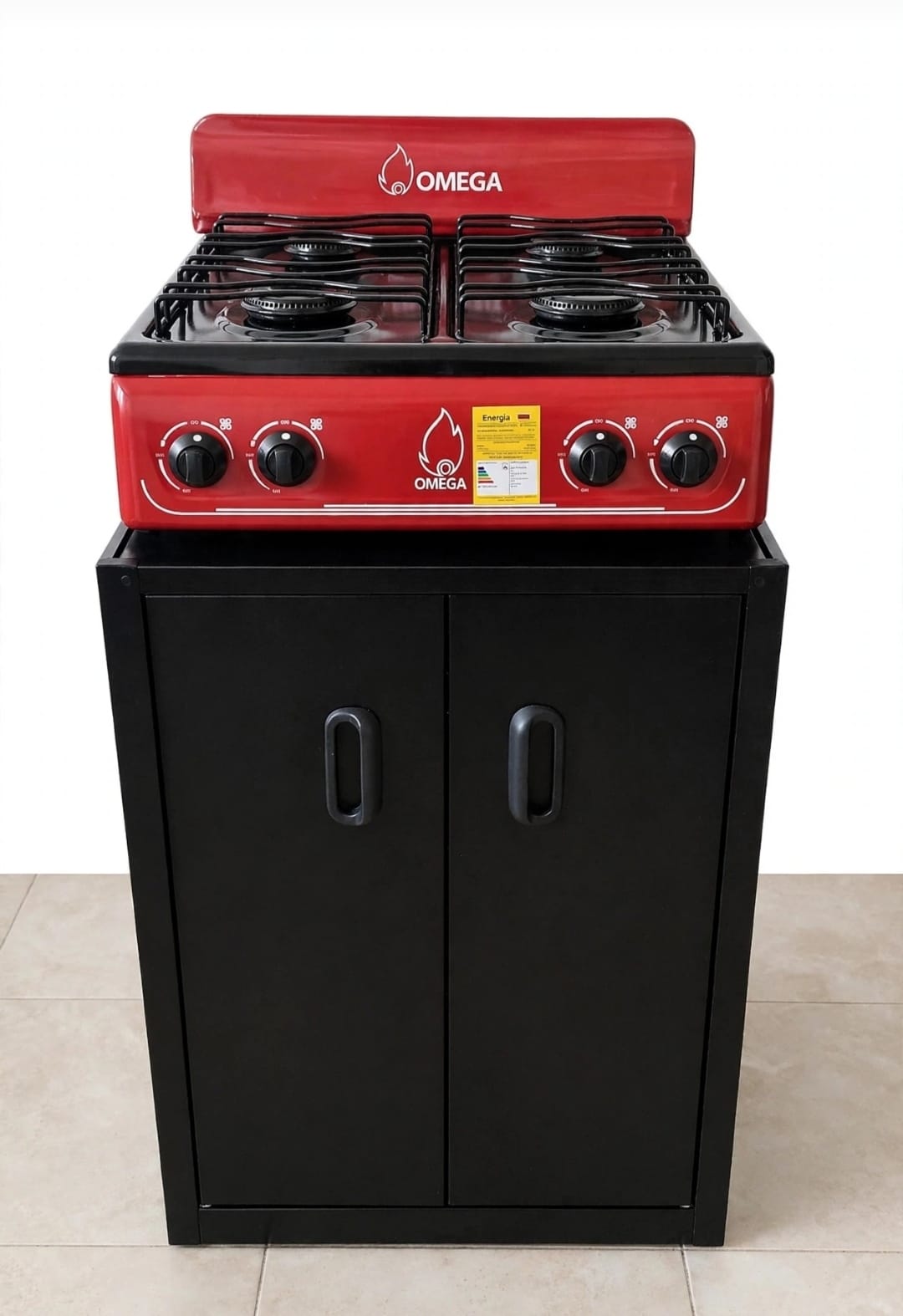 Combo estufa Omega roja con gabinete metálico negro